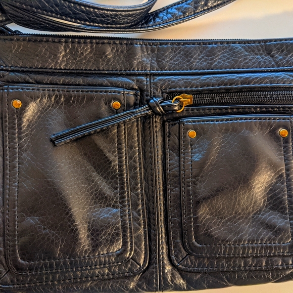 REAL SOFT Leather Crossbody Bag - Picture 5 of 7